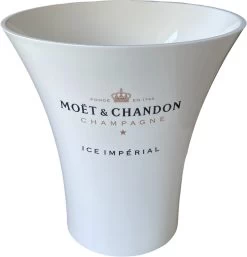 Coffret XL Moët & Chandon - Seau à Champagne XL, Petit Seau Avec Cuillère à Glace, 6 Verres, Serviette De Plage 100cm X 180cm -Dégustation Délicate 1154x1200 2