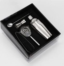Decopatent® Cocktail Set 5 Pièces - Set De Bar Professionnel Avec Shaker - Tasse à Mesurer à Cocktail - Passoire - Mélangeur De Bar - Set De Shaker à Cocktail 19 Decopatent® Cocktail Set 5 Pièces - Set De Bar Professionnel Avec Shaker - Tasse à Mesurer à Cocktail - Passoire - Mélangeur De Bar - Set De Shaker à Cocktail -Dégustation Délicate 1158x1200 3
