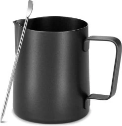House Of Husk® Pot à Lait Avec Art Pen - Pichet Mousseur à Lait - Zwart - Pot à Lait - Pichet à Lait - Acier Inoxydable - Pot à Lait Barista - 350 Ml - Avec Stylo Latte Art