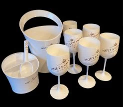 Coffret Champagne Moët & Chandon - Seau à Bouteille - 6 Verres - Seau à Glace - 2x Boules à Glace -Dégustation Délicate 1200x1042