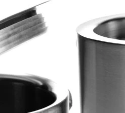 Seau à Glace En Acier Inoxydable COM-FOUR®, Bac à Glaçons à Double Paroi Avec Couvercle Et Pince, 1,5 Litre (Montagnes) -Dégustation Délicate 1200x1087 5