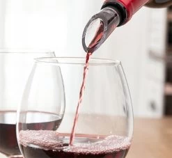 Refroidisseur à Vin 2 En 1 - Aérateur De Vin - Avec Bouchon à Vin - Aspirateur - Carafe à Vin - Accessoires Pour Le Vin - Refroidisseur à Vin -Dégustation Délicate 1200x1104 1