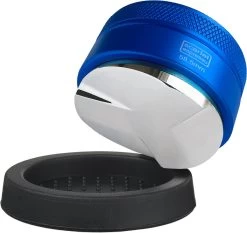 Expresso écarlate | Distributeur "Grande TRE" Pour Barista; Pour Une Extraction Parfaite Avec Des Machines De Sérigraphie; Des Tailles Différentes; à Toute épreuve.