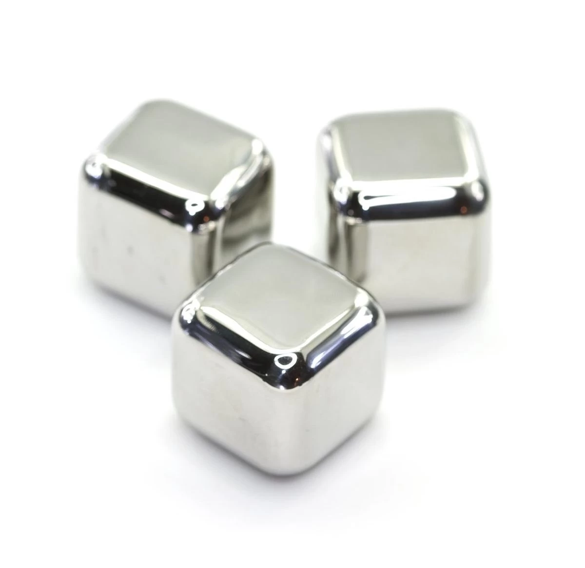 Mixologie - Glaçons En Acier Inoxydable Rocks Of Steel - Pierres à Whisky Carrées - Réutilisables 4 Mixologie - Glaçons En Acier Inoxydable Rocks Of Steel - Pierres à Whisky Carrées - Réutilisables – Image 2