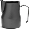 Pot à Lait Style Italien - 500ml - Acier Inoxydable - Noir - Pot à Mousse De Lait -Dégustation Délicate 1200x1191 7