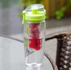 Afecto® | Bouteille De Fruits| Infuseur De Sport | Bouteilles D'eau Avec Des Fruits |1000 Ml | Bouteille De Boisson | Peut également être Utilisé Comme Une Bouteille D'eau | Sans BPA| Couleur : Vert