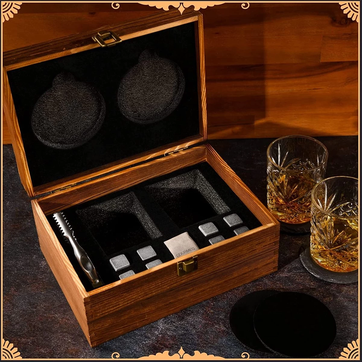 GOURMEO Set De 8 Pierres à Whisky + 2 X Bols + Pince Inox + 2 Verres Cristal - Glaçons En Basalte Naturel - Pierres Réutilisables - Cadeau Homme Et Femme 6 GOURMEO Set De 8 Pierres à Whisky + 2 X Bols + Pince Inox + 2 Verres Cristal - Glaçons En Basalte Naturel - Pierres Réutilisables - Cadeau Homme Et Femme – Image 4