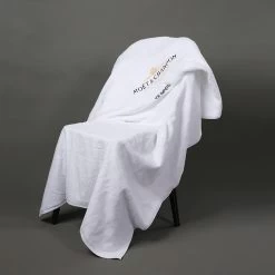 Coffret XL Moët & Chandon - Seau à Champagne XL, Petit Seau Avec Cuillère à Glace, 6 Verres, Serviette De Plage 100cm X 180cm -Dégustation Délicate 1200x1200 1018