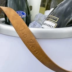 Le Zen Medium Wine Cooler - Enceinte Bluetooth - Lumière LED D'ambiance - Cave à Vin Pour L'extérieur Et L'intérieur - Cave à Vin Pour 2 Bouteilles -Dégustation Délicate 1200x1200 1026