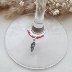 Reconnaître Son Verre à Vin - Belle Plume - Marque-verre - Anneaux Pour Verre à Vin - Argent 7 Reconnaître Son Verre à Vin - Belle Plume - Marque-verre - Anneaux Pour Verre à Vin - Argent -Dégustation Délicate 1200x1200 1191