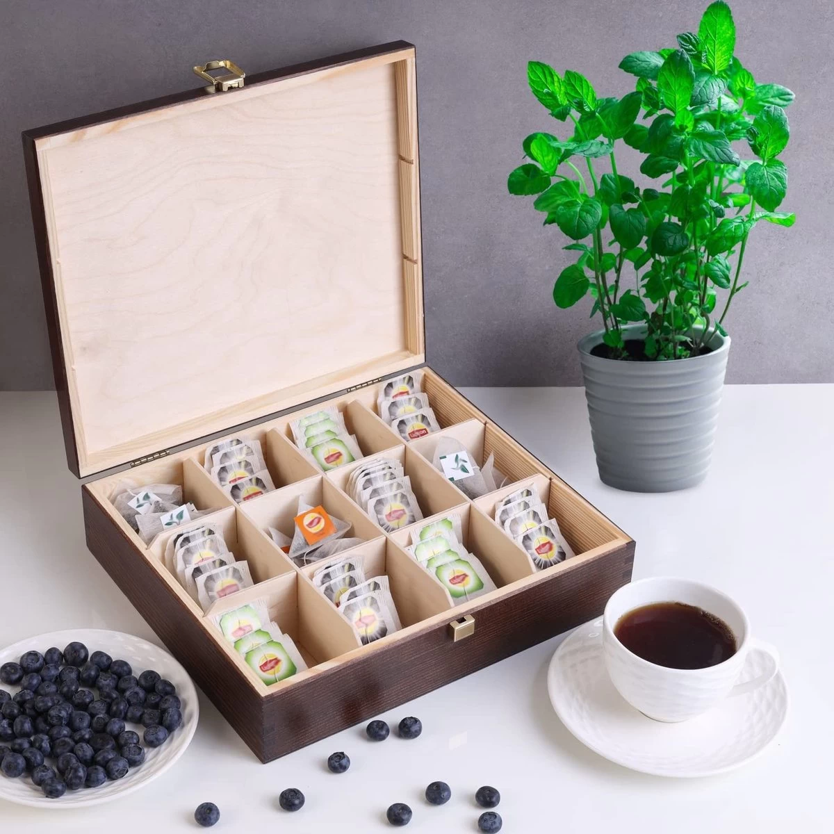 Creative Deco Grande Boîte à Thee En Bois Rangement Marron | 12 Compartiments | 29 X 25 X 7,5 Cm | Avec Un Couvercle | Bois Laqué | Coffre Perfect Pour Le Découpage Et La Décoration 5 Creative Deco Grande Boîte à Thee En Bois Rangement Marron | 12 Compartiments | 29 X 25 X 7,5 Cm | Avec Un Couvercle | Bois Laqué | Coffre Perfect Pour Le Découpage Et La Décoration – Image 3
