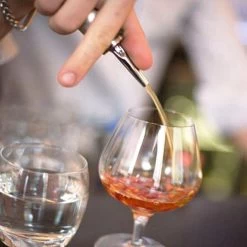 Set De 2 Becs Verseurs - Professionnel - Vin - Cocktail - Bec Verseur - Huile D'olive - Entonnoir - Alcohol - Boisson - Bar - Acier Inoxydable - De Heble® -Dégustation Délicate 1200x1200 1443