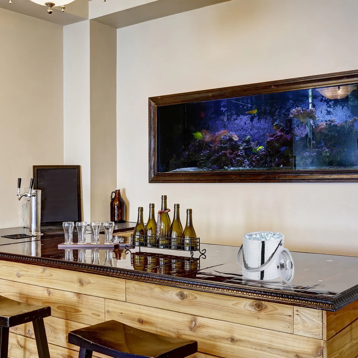 Seau à Glace Relaxdays Avec Couvercle - 1,5 L - Argent - Acier Inoxydable - Glacière - Seau à Glaçons De Luxe 8 Seau à Glace Relaxdays Avec Couvercle - 1,5 L - Argent - Acier Inoxydable - Glacière - Seau à Glaçons De Luxe – Image 6