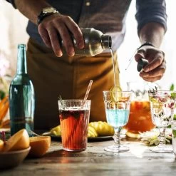 Ensemble De Bar Relaxdays 6 Pièces, Grand Ensemble à Cocktail En Acier Inoxydable, Planche à Découper En Bambou, Shaker à Cocktail 23 Ensemble De Bar Relaxdays 6 Pièces, Grand Ensemble à Cocktail En Acier Inoxydable, Planche à Découper En Bambou, Shaker à Cocktail -Dégustation Délicate 1200x1200 1626