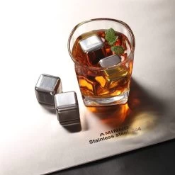 Decopatent® Whisky Stones Set De 8x Glaçons En Acier Inoxydable + Pinces - Whisky Stones - Moule à Glaçons - Cocktail Ice Cube Cooling Stones -Dégustation Délicate 1200x1200 1854
