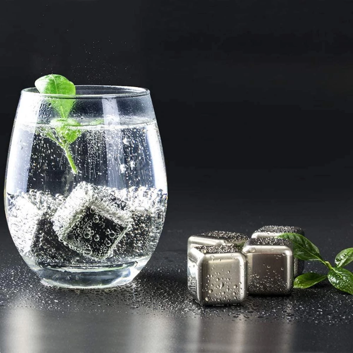 Glaçons En Acier Inoxydable - Lot De 6 - Pierres Et Liqueur De Whisky Whisky - Glaçons Acier 6 Glaçons En Acier Inoxydable - Lot De 6 - Pierres Et Liqueur De Whisky Whisky - Glaçons Acier – Image 4