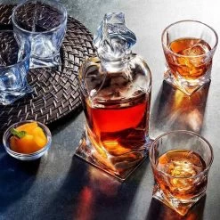 MikaMax Twisted Whisky Decanter - Whisky Decanter - Set Complet - Whisky Stones - Inc. 2 Verres à Whisky – 1L 20 MikaMax Twisted Whisky Decanter - Whisky Decanter - Set Complet - Whisky Stones - Inc. 2 Verres à Whisky – 1L -Dégustation Délicate 1200x1200 1965