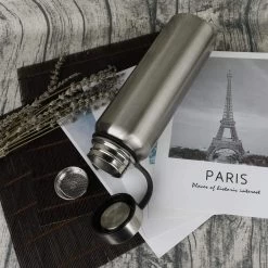 YYW Bouteille Thermos En Acier Inoxydable De 1,5 Litre, Bouteille Thermos En Acier Inoxydable Isolée Sous Vide, Bouteille D'eau Scellée, Bouteille Thermos à Double Paroi Pour Le Sport -Dégustation Délicate 1200x1200 2099