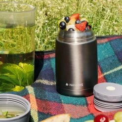 Navaris Thermos Inox 650ml - Gobelet Alimentaire Nomade - Gobelet Chauffant Pour Aliments Chauds Et Froids - Isotherme Et étanche - Gris Foncé -Dégustation Délicate 1200x1200 2100