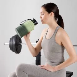 Bouteille D'eau En Acier Inoxydable à Simple Paroi Navaris - Gourde - 2L - Bouteille En Acier Inoxydable Extra Large Avec Bouchon à Boire - Idéal Pendant Le Sport - Sans BPA 14 Bouteille D'eau En Acier Inoxydable à Simple Paroi Navaris - Gourde - 2L - Bouteille En Acier Inoxydable Extra Large Avec Bouchon à Boire - Idéal Pendant Le Sport - Sans BPA -Dégustation Délicate 1200x1200 2206