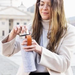 Bouteille à Thé En Verre Navaris Avec Filtre - 500 Ml - Bouteille D'eau En Verre - Gourde à Double Paroi - Bouteille Avec Bouchon, Infuseur à Thé Et Couvercle -Dégustation Délicate 1200x1200 2211