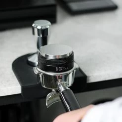 Combi Tamper & Distributeur De Café - 51mm - Noir - 2 En 1 - Tamper - Distributeur De Café - Machine à Café Delonghi 11 Combi Tamper & Distributeur De Café - 51mm - Noir - 2 En 1 - Tamper - Distributeur De Café - Machine à Café Delonghi -Dégustation Délicate 1200x1200 375