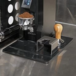 Organisateur De Café Eureka Mignon Koepoort Café - Tapis De Tassage - Station De Tassage Pour Moulins à Café Eureka 14 Organisateur De Café Eureka Mignon Koepoort Café - Tapis De Tassage - Station De Tassage Pour Moulins à Café Eureka -Dégustation Délicate 1200x1200 473