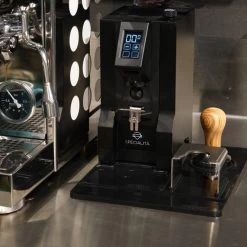 Organisateur De Café Eureka Mignon Koepoort Café - Tapis De Tassage - Station De Tassage Pour Moulins à Café Eureka 16 Organisateur De Café Eureka Mignon Koepoort Café - Tapis De Tassage - Station De Tassage Pour Moulins à Café Eureka -Dégustation Délicate 1200x1200 474