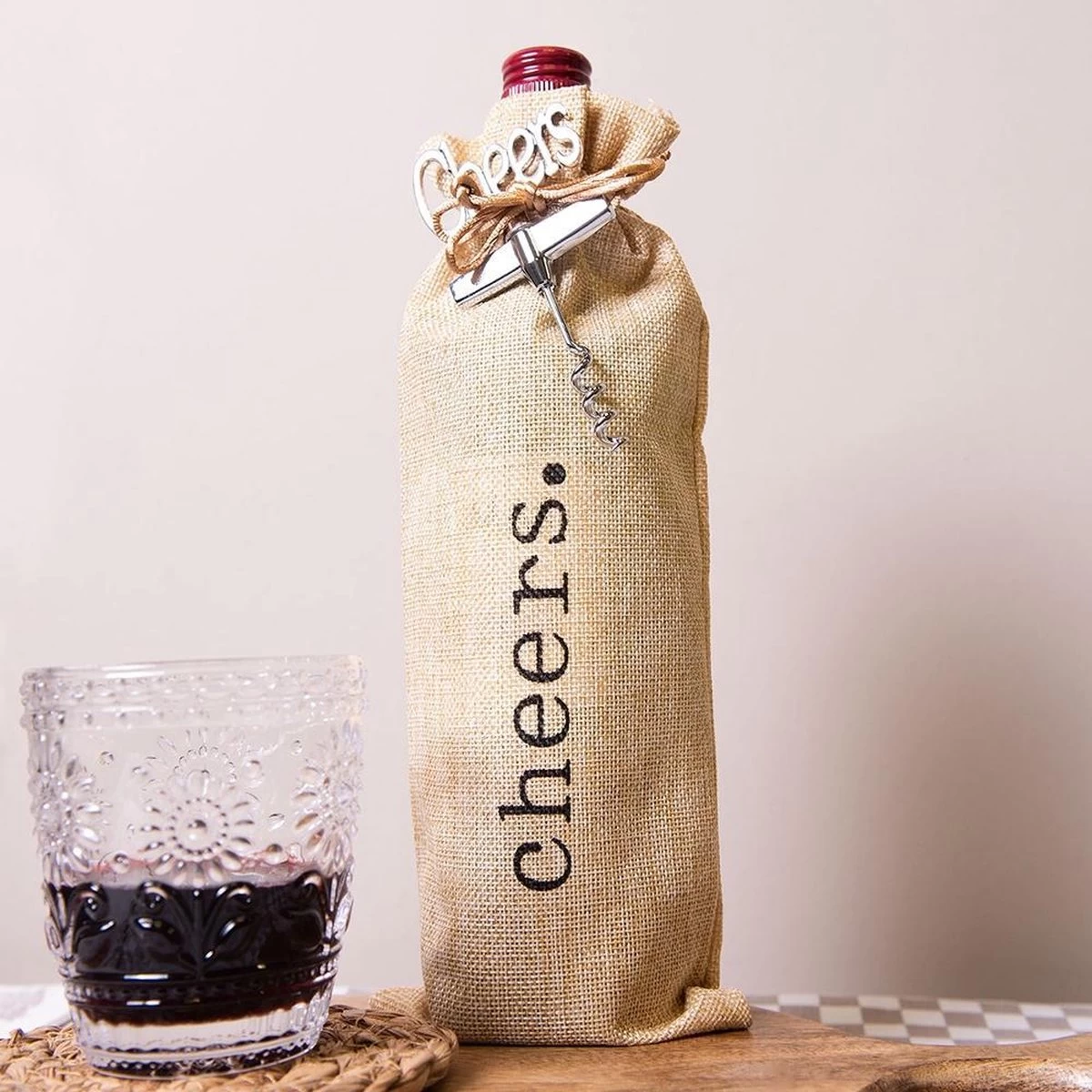 Tire-bouchon Avec Sac à Vin | 11 * 3 * 37 Cm | Couleur Argent | Zinc | Rectangulaire | Sac De Jute | Clayre & Eef | 64350 5 Tire-bouchon Avec Sac à Vin | 11 * 3 * 37 Cm | Couleur Argent | Zinc | Rectangulaire | Sac De Jute | Clayre & Eef | 64350 – Image 3