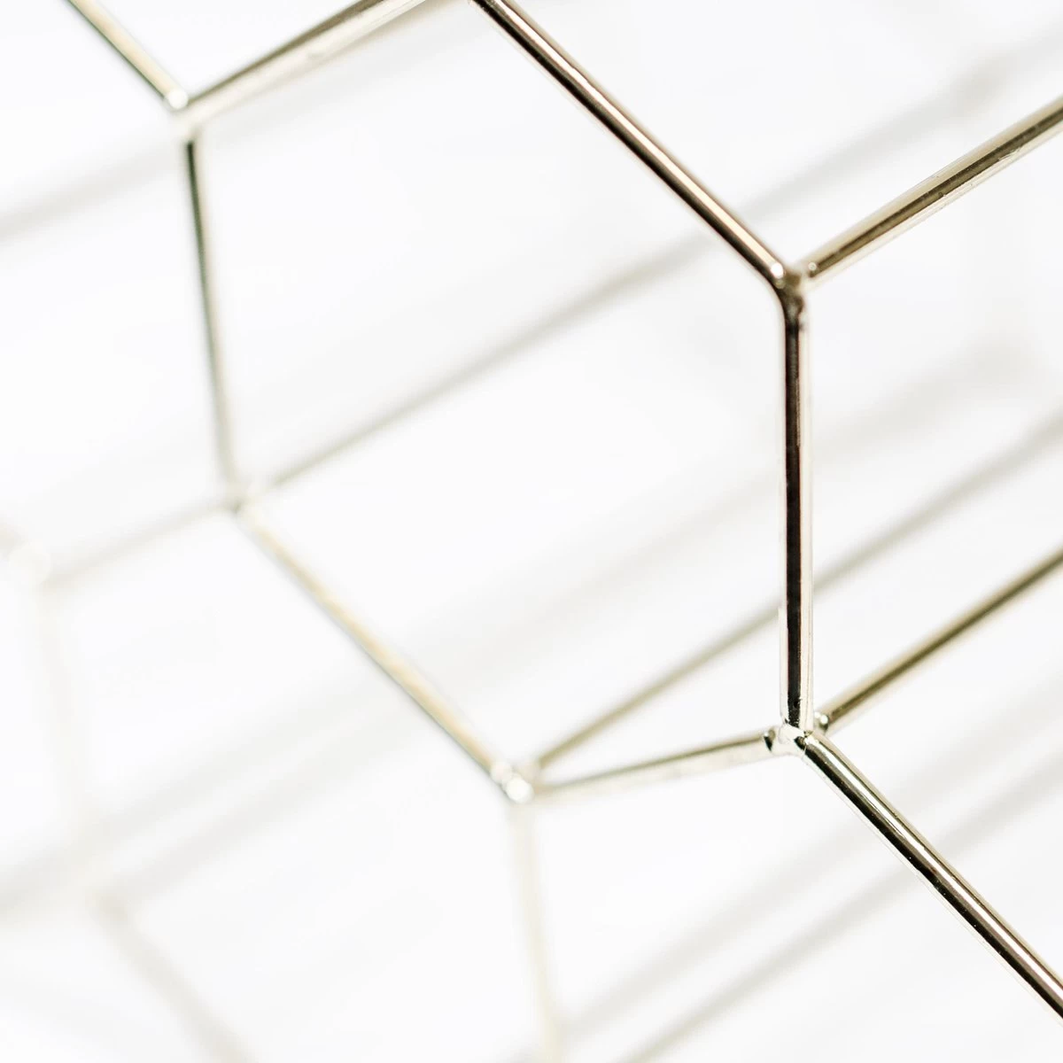 QUVIO Casier à Vin Pour 6 Bouteilles De Vin / Hexagone / Casier à Vin Design En Acier / Hexagonal - Or 4 QUVIO Casier à Vin Pour 6 Bouteilles De Vin / Hexagone / Casier à Vin Design En Acier / Hexagonal - Or – Image 2