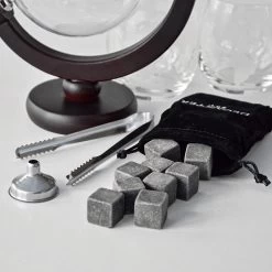 MikaMax Whiskey Globe Decanter Deluxe Set - 0,9 L - Incl. 2 Verres -Dégustation Délicate 1200x1200 917