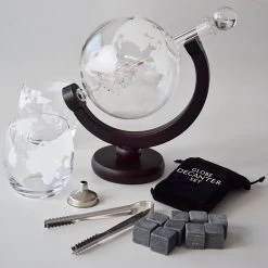 MikaMax Whiskey Globe Decanter Deluxe Set - 0,9 L - Incl. 2 Verres -Dégustation Délicate 1200x1200 918