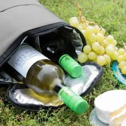 Sac Isotherme Portable Navaris Pour Le Vin - Glacière Avec Bandoulière Pour 2 Bouteilles Ou 4 Canettes - 32 X 22,5 X 12 Cm - Idéal Pour Le Voyage Ou Le Pique-nique 13 Sac Isotherme Portable Navaris Pour Le Vin - Glacière Avec Bandoulière Pour 2 Bouteilles Ou 4 Canettes - 32 X 22,5 X 12 Cm - Idéal Pour Le Voyage Ou Le Pique-nique -Dégustation Délicate 1200x1200 980