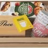 Thé Pack Pour La Sweetest Maman - Liptop Thee - Trader Joe Cookies - Tasse Avec Une Cuillère - Plateau En Bois 2 Thé Pack Pour La Sweetest Maman - Liptop Thee - Trader Joe Cookies - Tasse Avec Une Cuillère - Plateau En Bois -Dégustation Délicate 1200x546