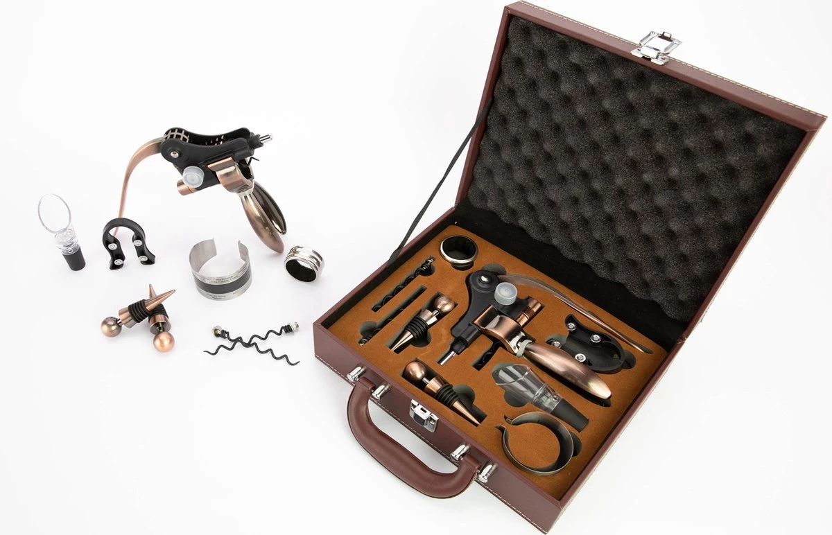 MD- Goods ® Tire-bouchon + Accessoires Pour Le Vin Coffret Cadeau – Coffret Tire-bouchon – Décapsuleur – Bec Verseur – Tire-bouchon – Embout Cadeau – Cuir – Marron 3 MD- Goods ® Tire-bouchon + Accessoires Pour Le Vin Coffret Cadeau – Coffret Tire-bouchon – Décapsuleur – Bec Verseur – Tire-bouchon – Embout Cadeau – Cuir – Marron