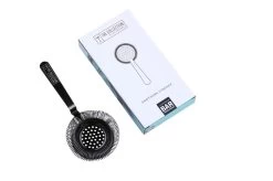 Hawthorne Strainer By Tess Posthumus - Passoire à Cocktail - Noir 13 Hawthorne Strainer By Tess Posthumus - Passoire à Cocktail - Noir -Dégustation Délicate 1200x799 17