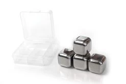 Pierres à Whisky En Acier Inoxydable - Ensemble Premium - Pierres à Whisky En Métal - 4 Pièces - SEC 23 Pierres à Whisky En Acier Inoxydable - Ensemble Premium - Pierres à Whisky En Métal - 4 Pièces - SEC -Dégustation Délicate 1200x800 144