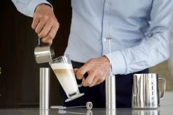 Perow à Lait électrique Perow - Mousseur à Lait - Avec Piles - Argent - Acier Inoxydable 22 Perow à Lait électrique Perow - Mousseur à Lait - Avec Piles - Argent - Acier Inoxydable -Dégustation Délicate 1200x800 31