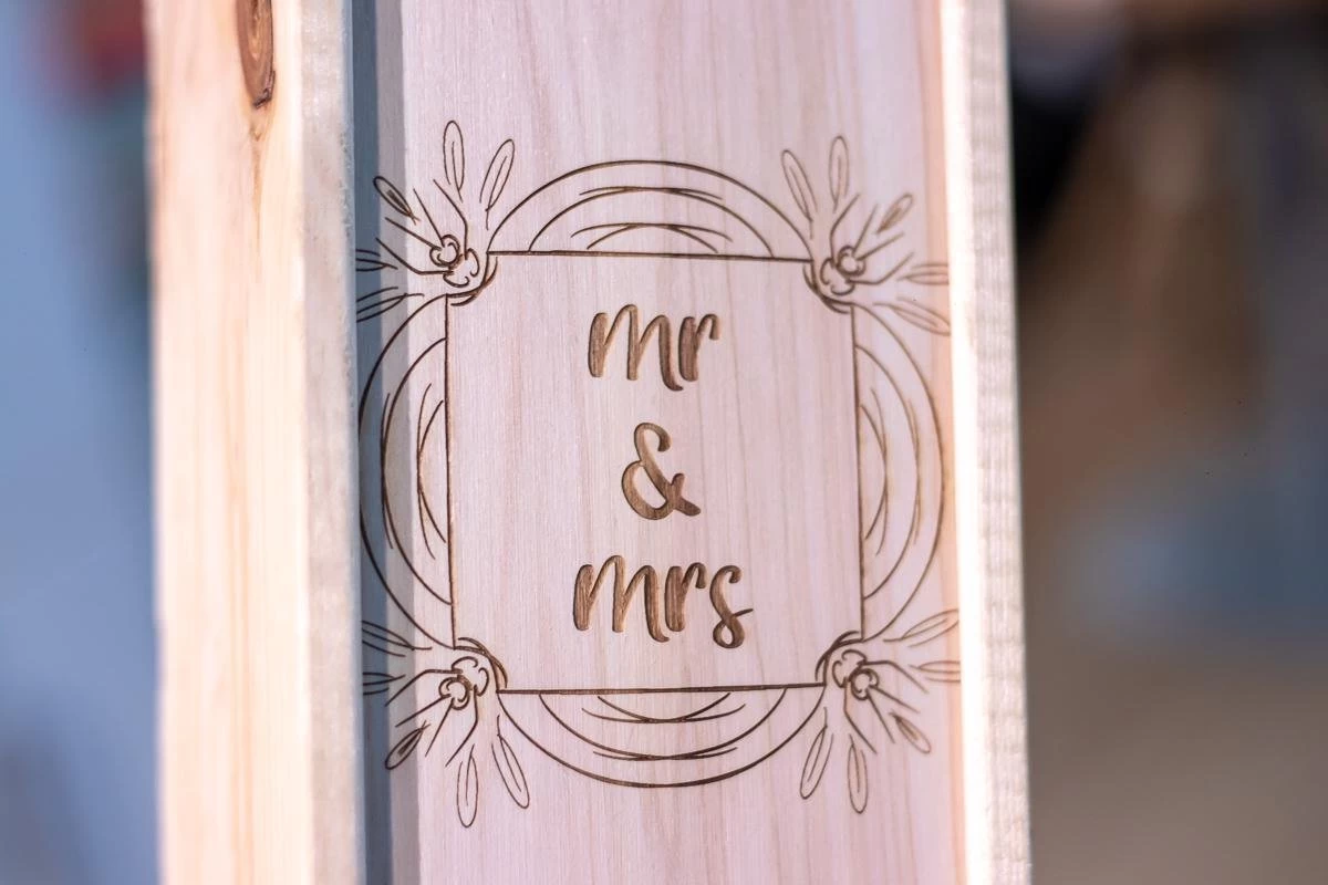 TextTim.nl Boîte à Vin Gravée En Bois Cadeau De Mariage - Cadeau Durable - Cadeau Pour Homme / Femme - Vin - Cadeau De Mariage 5 TextTim.nl Boîte à Vin Gravée En Bois Cadeau De Mariage - Cadeau Durable - Cadeau Pour Homme / Femme - Vin - Cadeau De Mariage – Image 3
