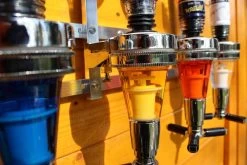 United Entertainment - Bar Butler Shots Distributeur Mural - Pour 3 Bouteilles -Dégustation Délicate 1200x800 83