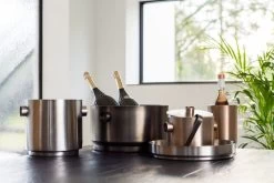 XLBoom - Cave à Vin RONDO - Soft Copper - Acier Inoxydable Couleur Cuivre - Ø13 X H20cm 8 XLBoom - Cave à Vin RONDO - Soft Copper - Acier Inoxydable Couleur Cuivre - Ø13 X H20cm -Dégustation Délicate 1200x801 1