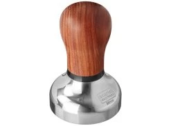 Expresso écarlate | Tamper "Vittoria" Pour Barista; Avec Poignée Ergonomique En Bois Précieux Et Base En Acier Inoxydable Poli Et Poli Brillant. Bois De Santal Rouge 58 Mm 7 Expresso écarlate | Tamper "Vittoria" Pour Barista; Avec Poignée Ergonomique En Bois Précieux Et Base En Acier Inoxydable Poli Et Poli Brillant. Bois De Santal Rouge 58 Mm -Dégustation Délicate 1200x880 2