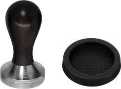 Expresso écarlate | Tamper "Classic" Pour Barista; Avec Poignée Ergonomique En Bois Précieux Et Base En Acier Inoxydable De Précision. Ebony Zwart + Potence 51 Mm