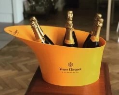 Seau à Champagne Veuve Clicquot XL - Bac à Glaçons - Seau à Glace - Seau à Glace -Dégustation Délicate 1200x959 2