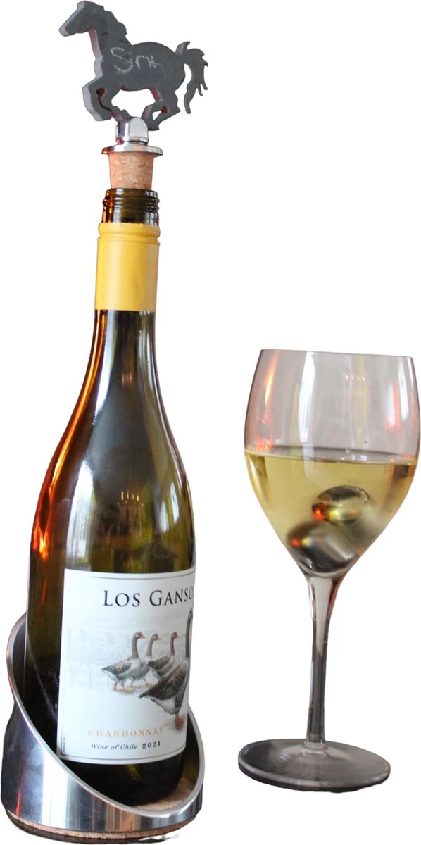 Sparq Home - Ensemble De 4 Cubes à Whisky En Acier Inoxydable - Perles De Vin - Pierres à Whisky - Glaçons Réutilisables - Cadeau 7 Sparq Home - Ensemble De 4 Cubes à Whisky En Acier Inoxydable - Perles De Vin - Pierres à Whisky - Glaçons Réutilisables - Cadeau – Image 5