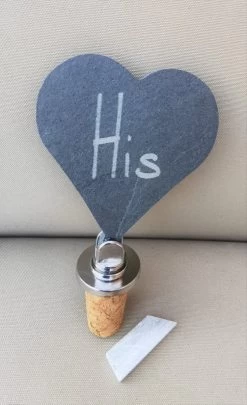 Sparq Home - Bouchon à Vin - Coeur 'His' - Pierre à Savon - Bouchon à Vin - Accessoires Pour Le Vin - Cadeau De Noël -Dégustation Délicate 732x1200 1