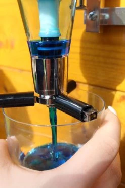 United Entertainment - Bar Butler Shots Distributeur Mural - Pour 3 Bouteilles -Dégustation Délicate 800x1200 51