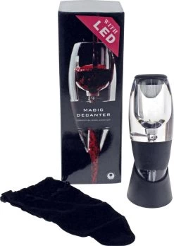 United Entertainment - Carafe à Vin Magique Avec éclairage LED 16 United Entertainment - Carafe à Vin Magique Avec éclairage LED -Dégustation Délicate 852x1200