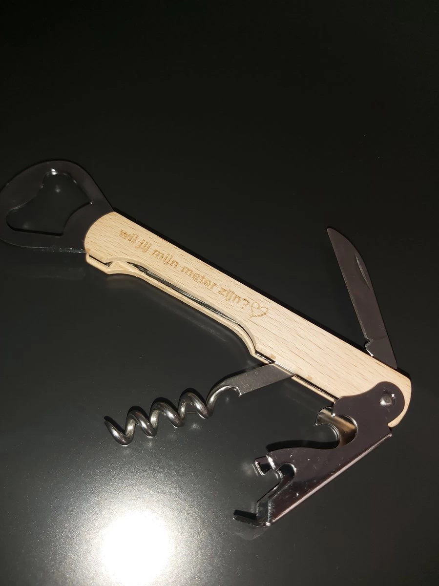 Veux-tu être Ma Marraine-tire-bouchon-bois-gravure-laser-personnaliser-question-ouvre-bouteille 5 Veux-tu être Ma Marraine-tire-bouchon-bois-gravure-laser-personnaliser-question-ouvre-bouteille – Image 3