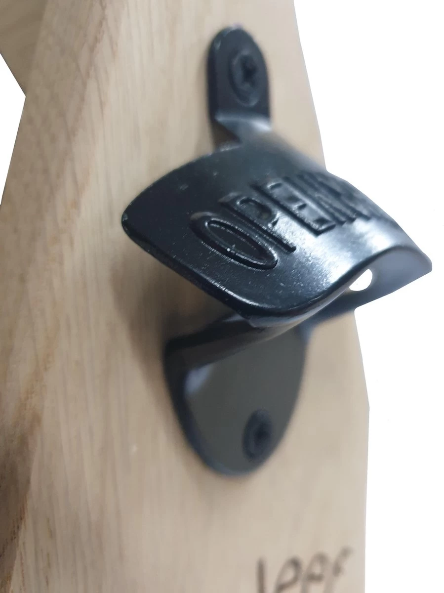 Plateau à Bière En Era Wood - Caisse à Bière - Porte-bouteille De Bière - Fait Main - Chêne Massif - Avec Ouvre-bouteille 7 Plateau à Bière En Era Wood - Caisse à Bière - Porte-bouteille De Bière - Fait Main - Chêne Massif - Avec Ouvre-bouteille – Image 5